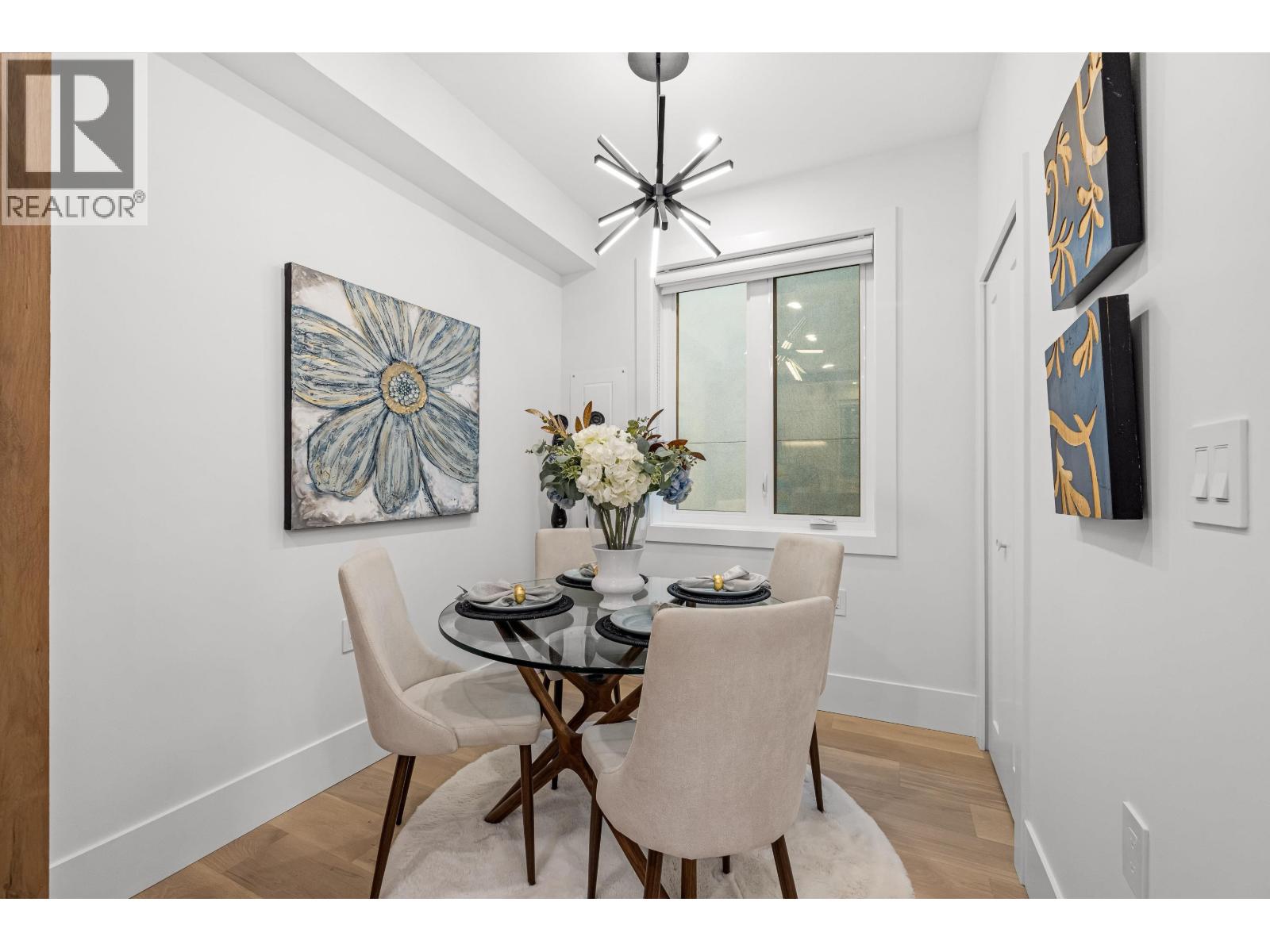 Photo 3 of 3221 Grant Street, Vancouver BC