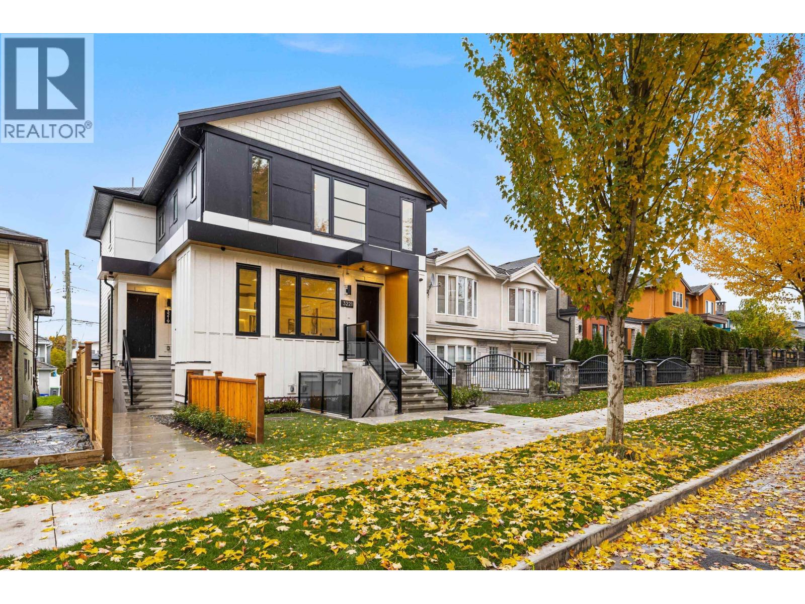 Photo 8 of 3221 Grant Street, Vancouver BC