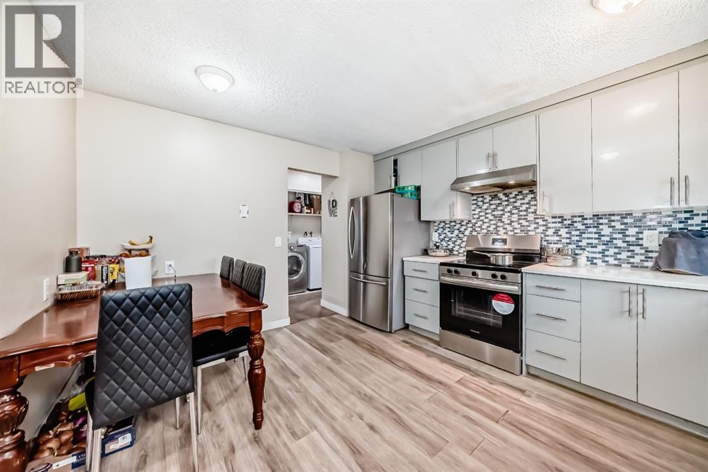 Single Family House Bi-level for Sale in  Falworth Place NE Falconridge Calgary 