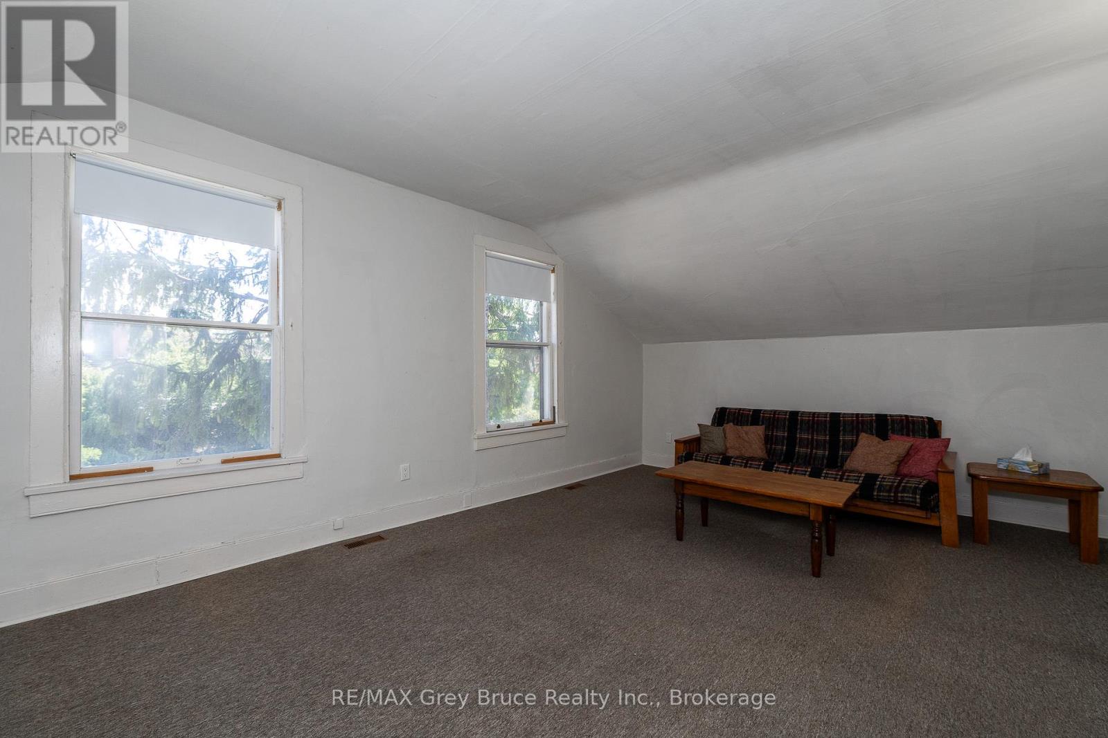 Photo 22 of 996 1st Avenue W, Owen Sound ON
