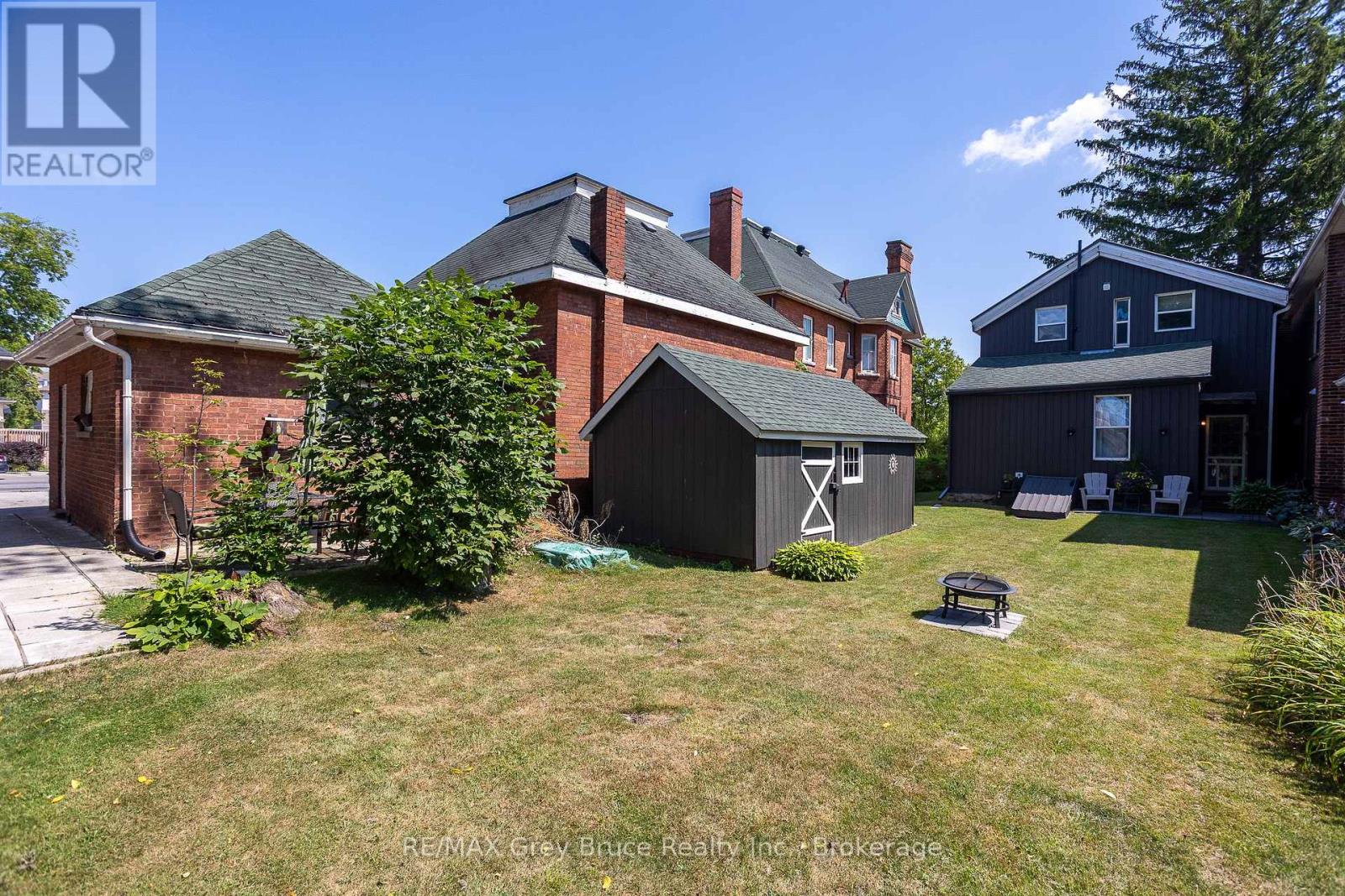 Photo 43 of 996 1st Avenue W, Owen Sound ON