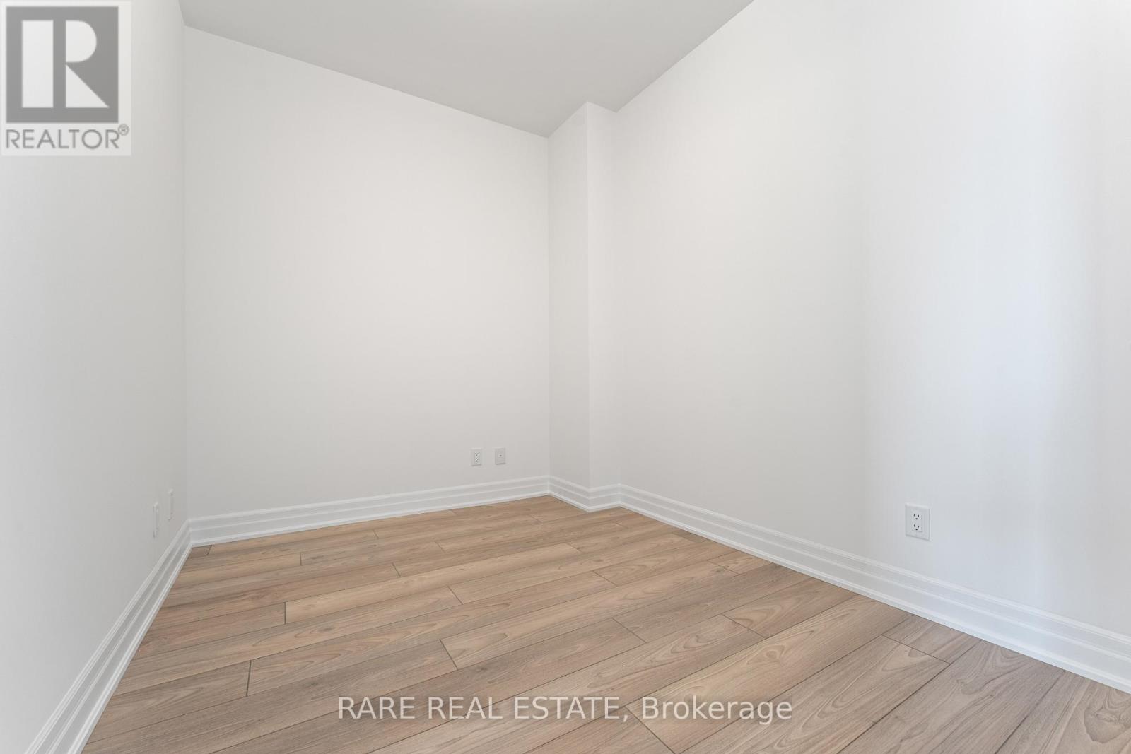 Photo 16 of 2108 36 Elm Drive W, Mississauga ON