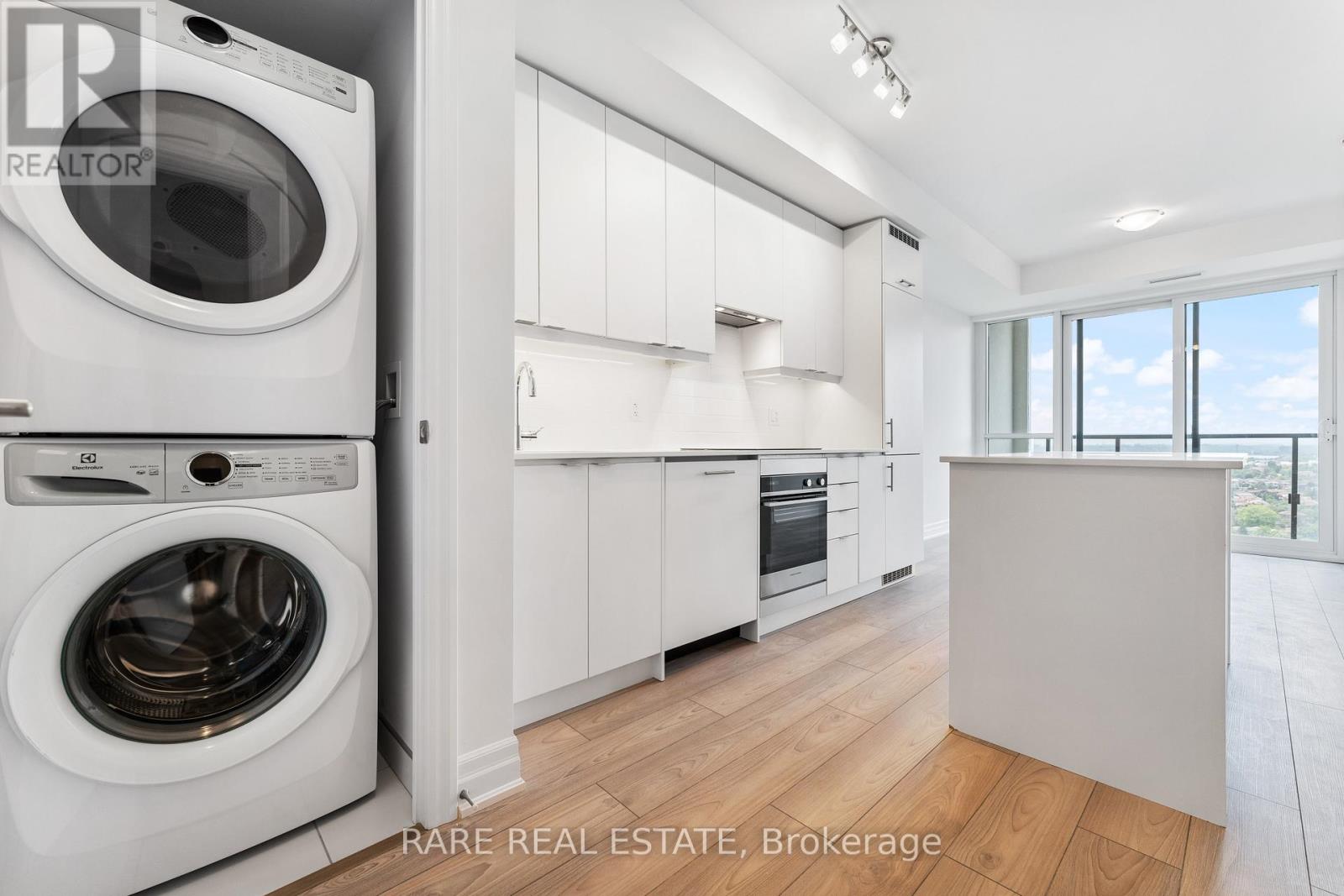 Photo 19 of 2108 36 Elm Drive W, Mississauga ON