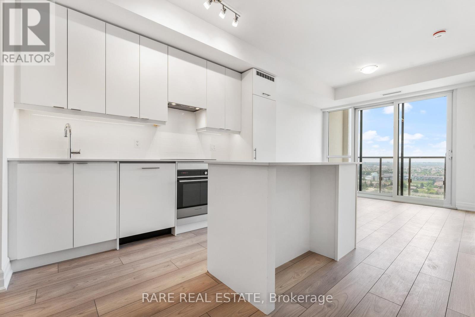 Photo 18 of 2108 36 Elm Drive W, Mississauga ON