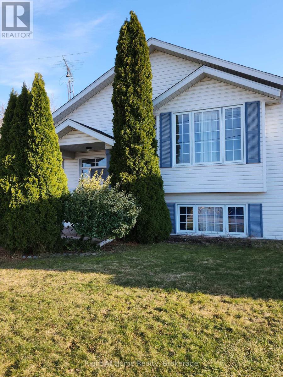 Photo 1 of 5524 Fraser Street, Niagara Falls ON
