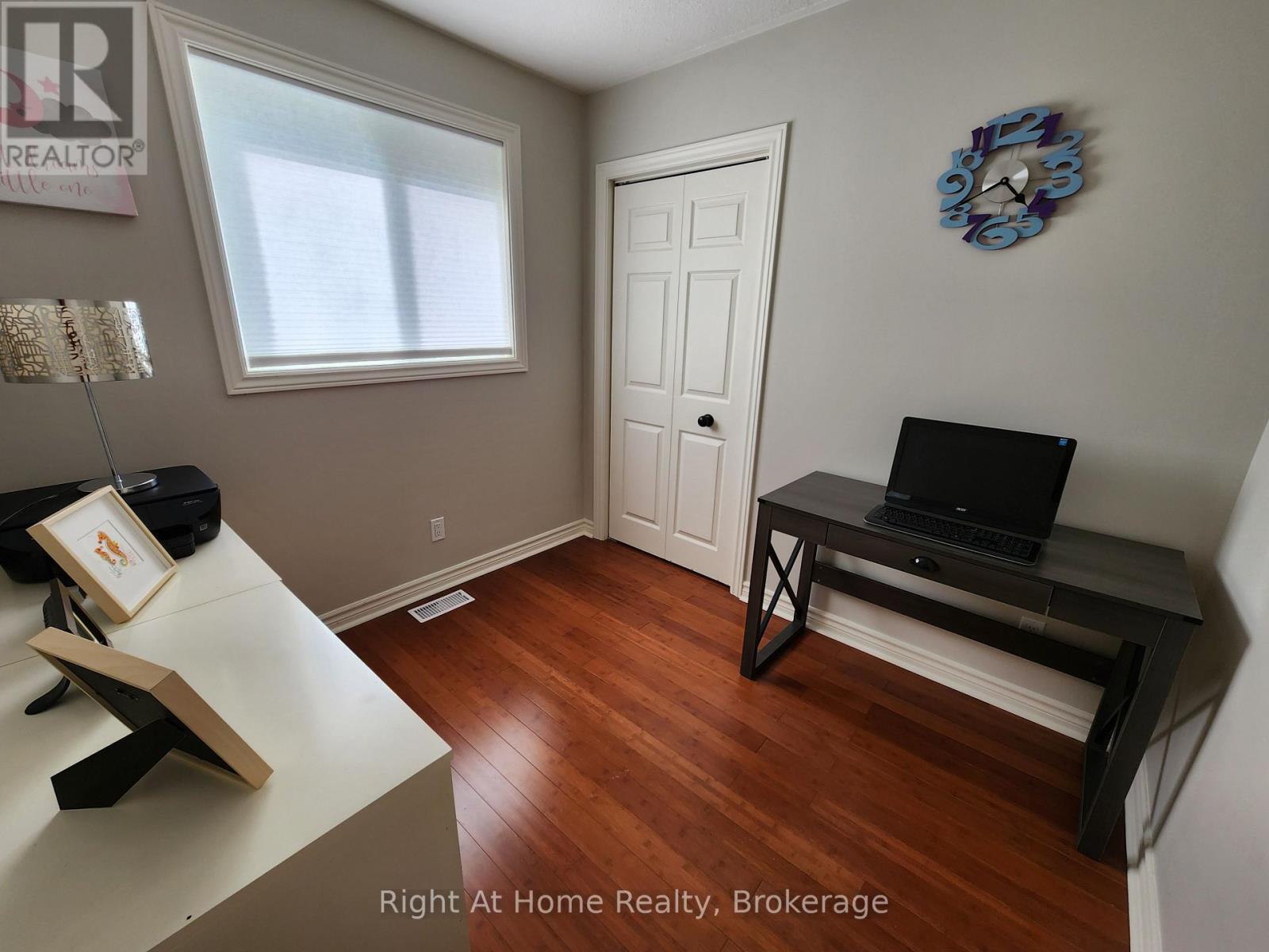 Photo 14 of 5524 Fraser Street, Niagara Falls ON