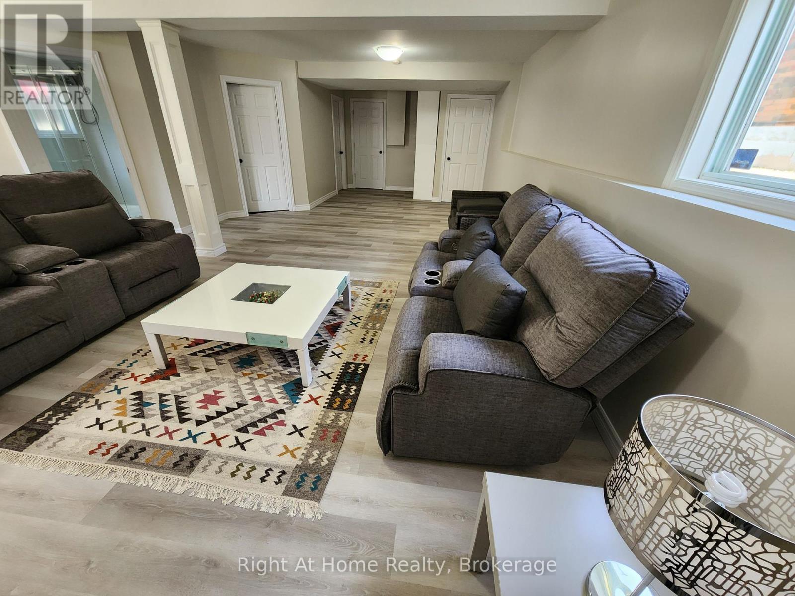 Photo 19 of 5524 Fraser Street, Niagara Falls ON