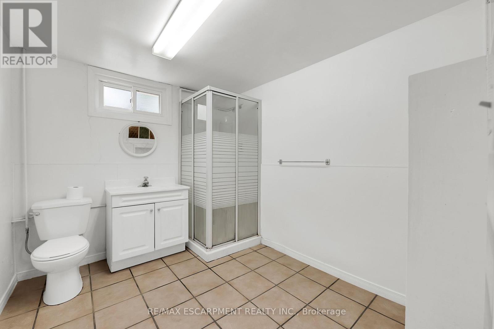 Photo 19 of 25 Elm Ridge Drive, St Catharines ON