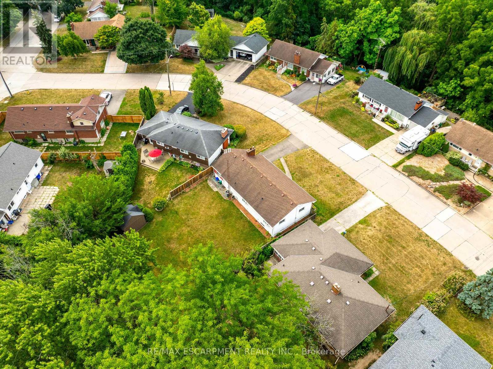 Photo 38 of 25 Elm Ridge Drive, St Catharines ON