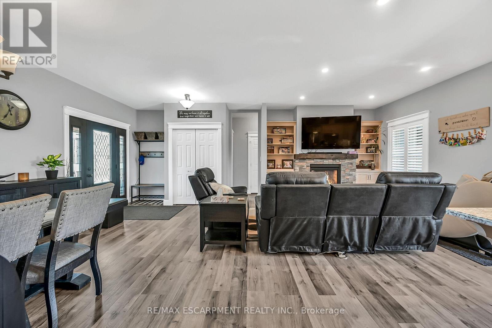 Photo 14 of 236 55 Haldimand Road, Haldimand ON