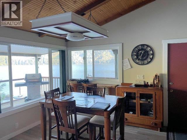 A-10640 POWELL LAKE - 10