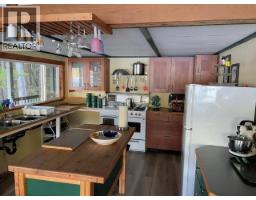 A-10640 Powell Lake, Powell River, BC  Photo 12