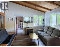 A-10640 Powell Lake, Powell River, BC  Photo 7