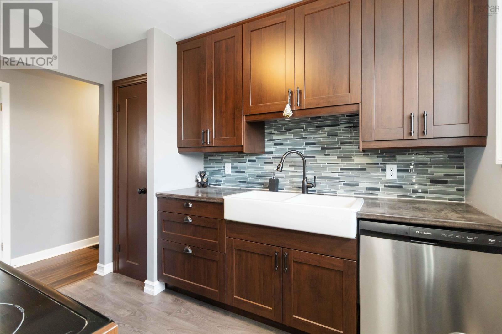 Photo 14 of 13 Willowdale Drive, Dartmouth NS
