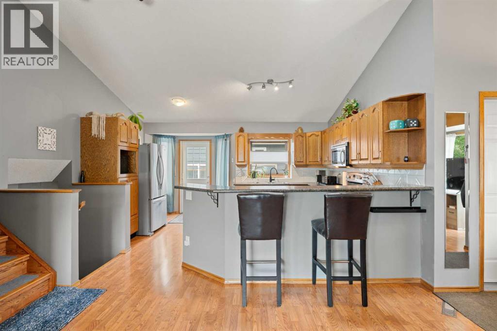 Photo 12 of 109 Downey Place, Okotoks AB
