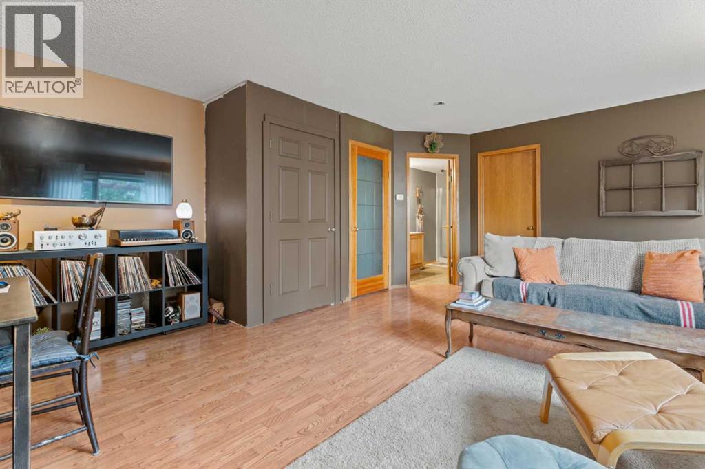 Photo 25 of 109 Downey Place, Okotoks AB