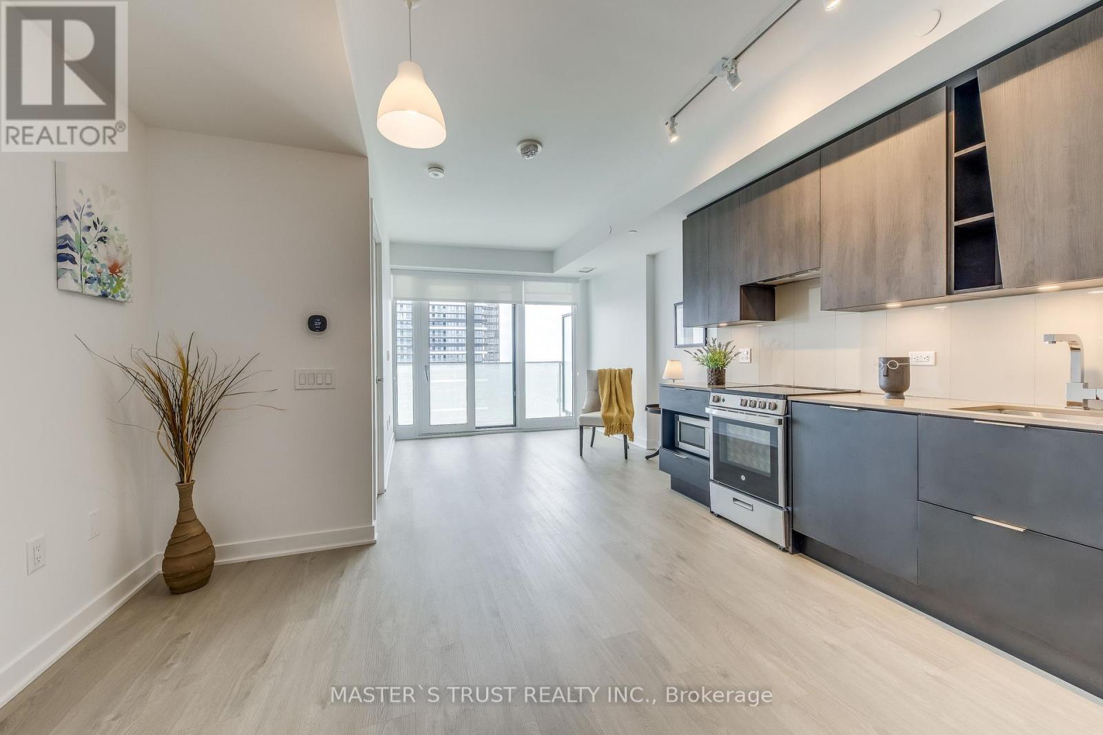 Photo 31 of 5506 3900 Confederation Parkway, Mississauga ON