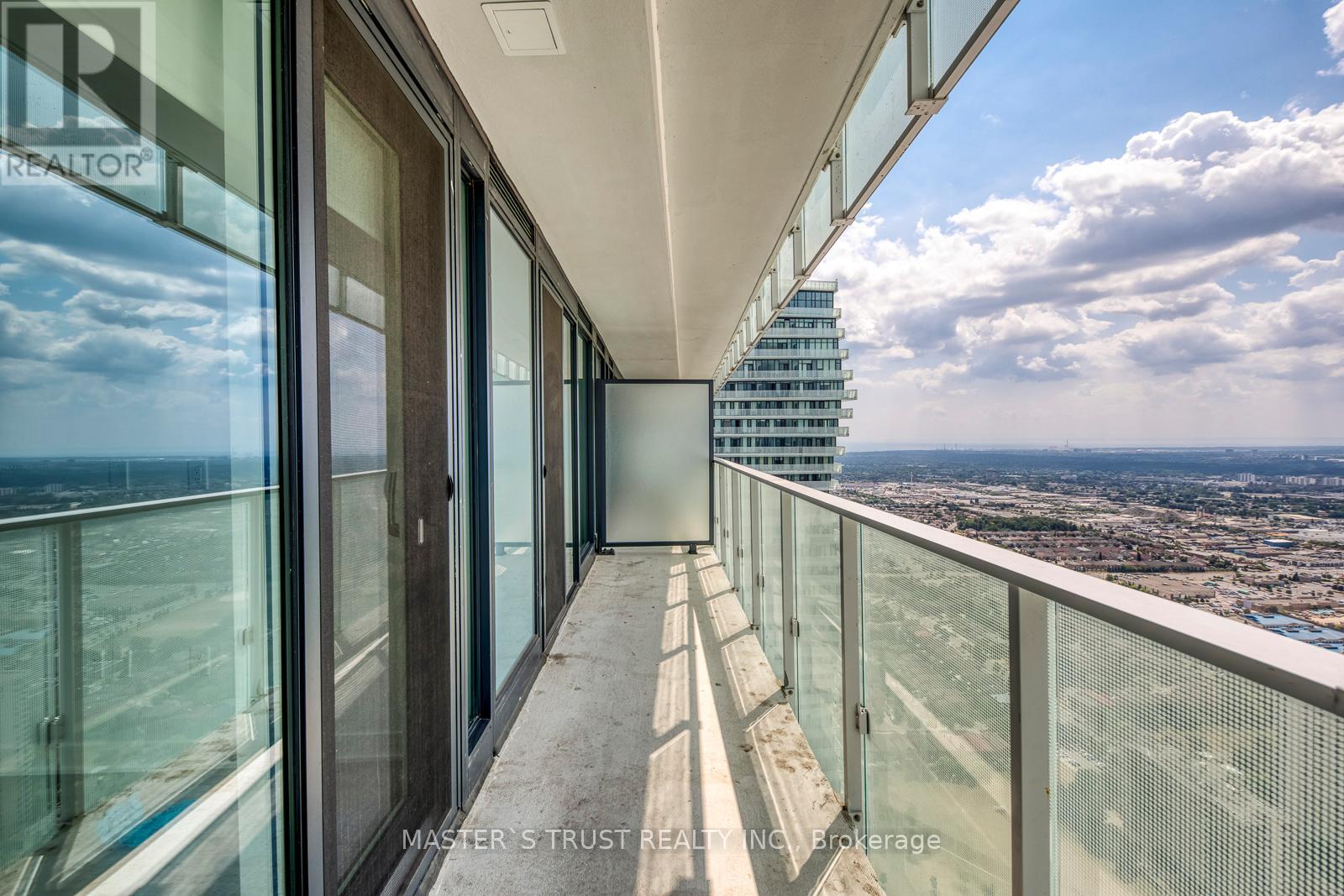 Photo 37 of 5506 3900 Confederation Parkway, Mississauga ON