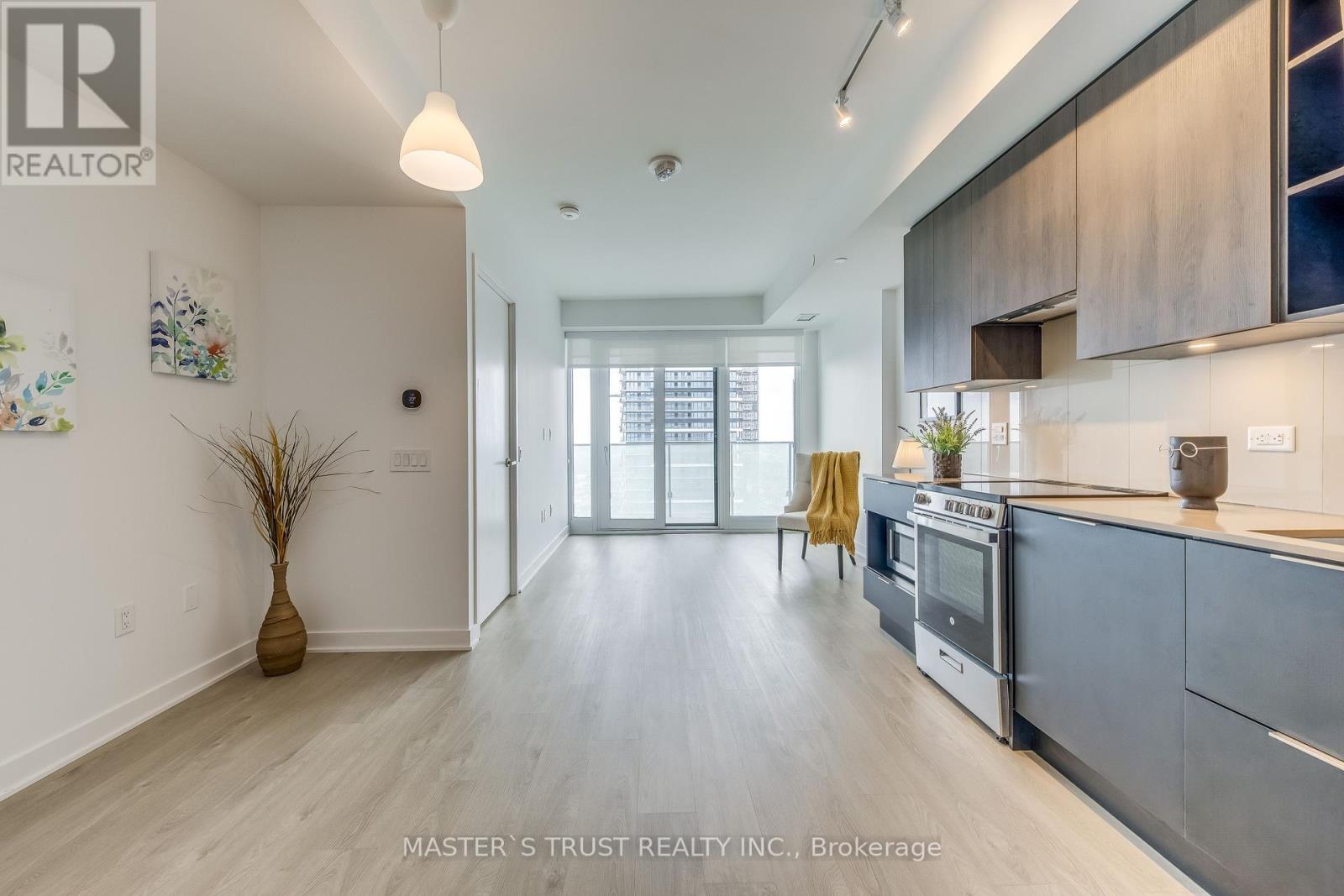 Photo 20 of 5506 3900 Confederation Parkway, Mississauga ON