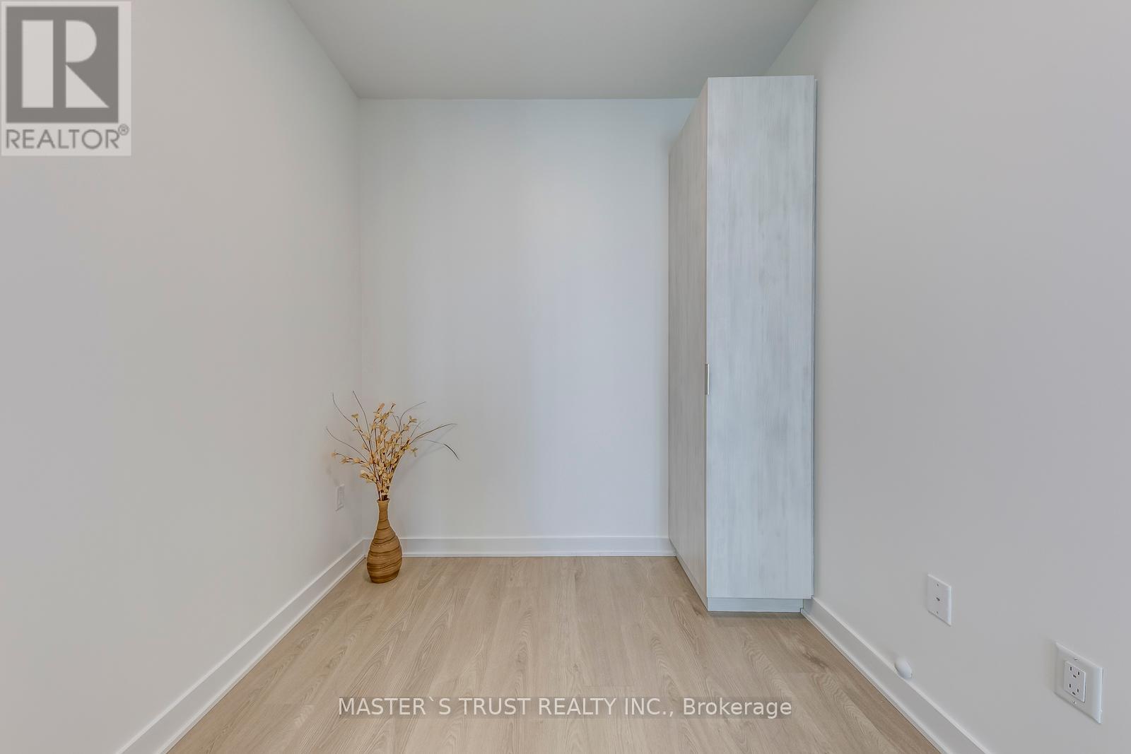 Photo 27 of 5506 3900 Confederation Parkway, Mississauga ON