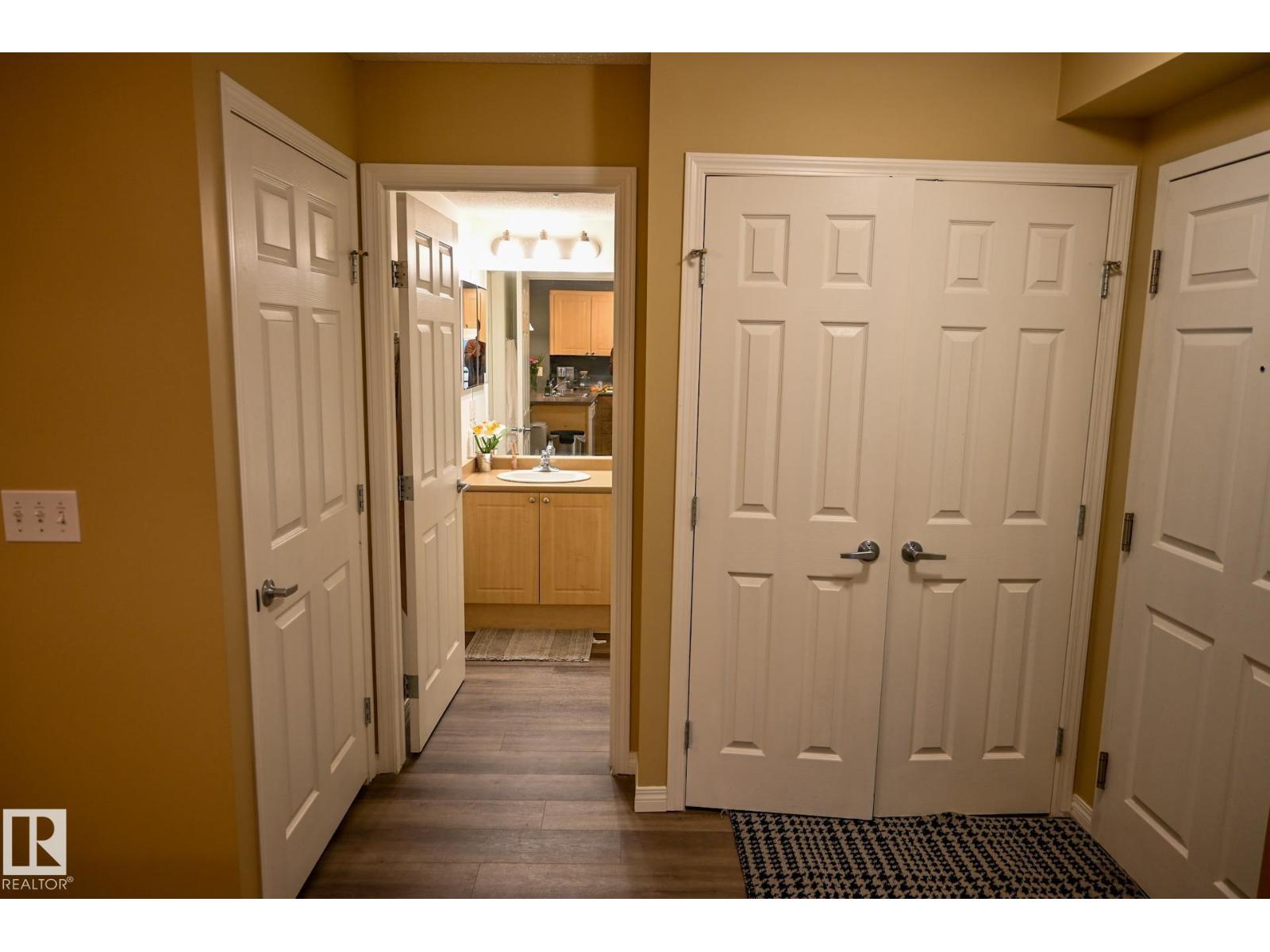 Photo 15 of 113 630 Mcallister Lo Sw, Edmonton AB