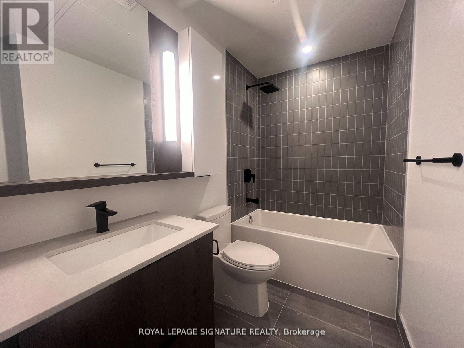 Photo 10 of 1507 5 Defries Street, Toronto ON