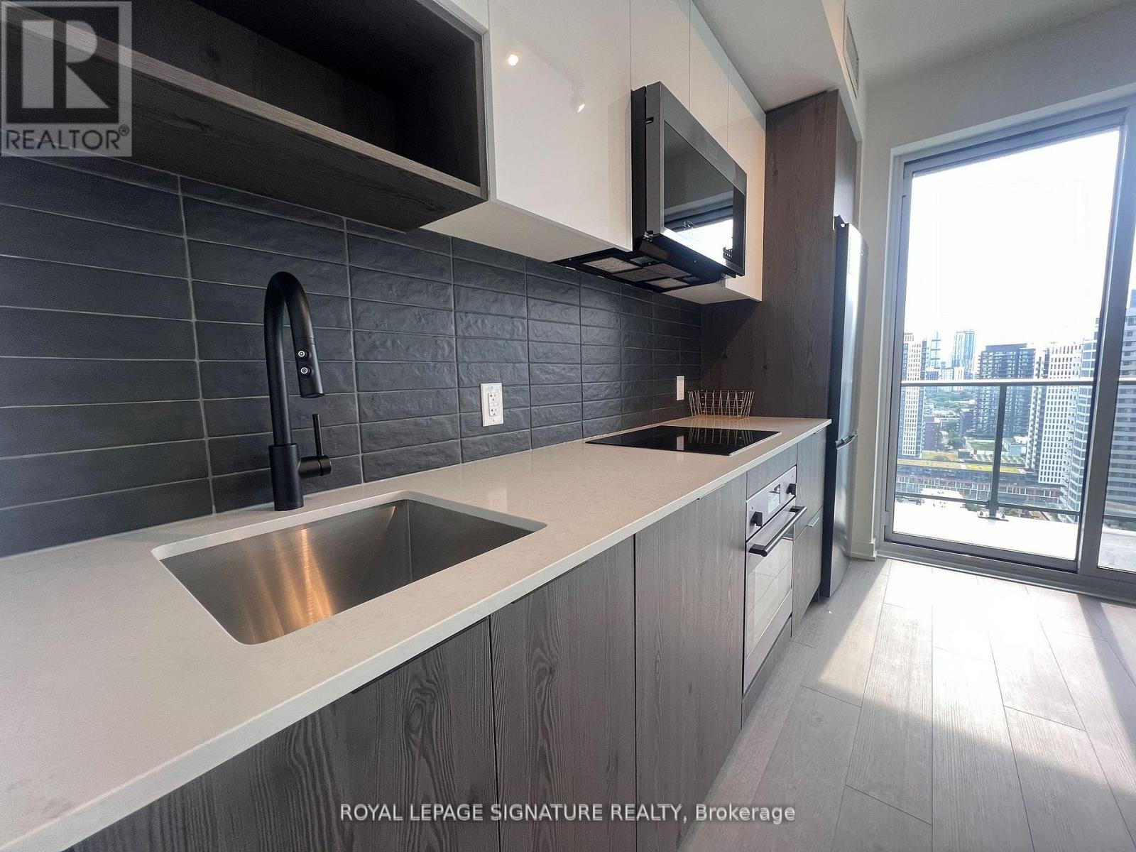 Photo 3 of 1507 5 Defries Street, Toronto ON