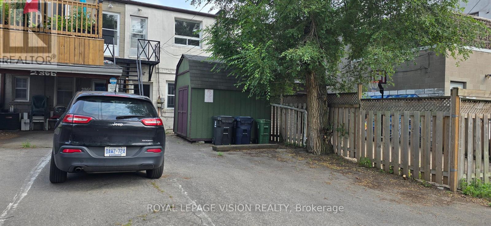 Photo 3 of 2364 Kingston Road, Toronto ON