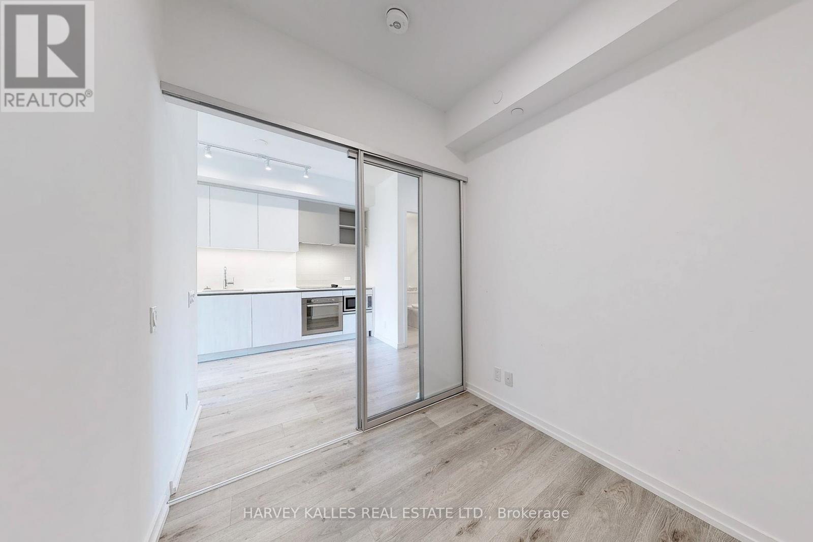 Photo 2 of 2807 7890 Jane Street, Vaughan ON