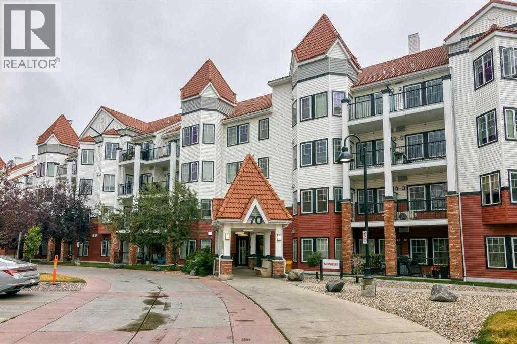 Single Family House for Sale in   Royal Oak Plaza NW Royal Oak Calgary 