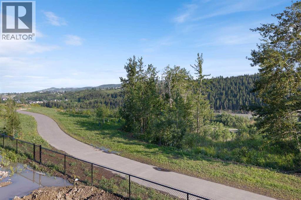 Photo 4 of 265 Rowmont Drive Nw, Calgary AB