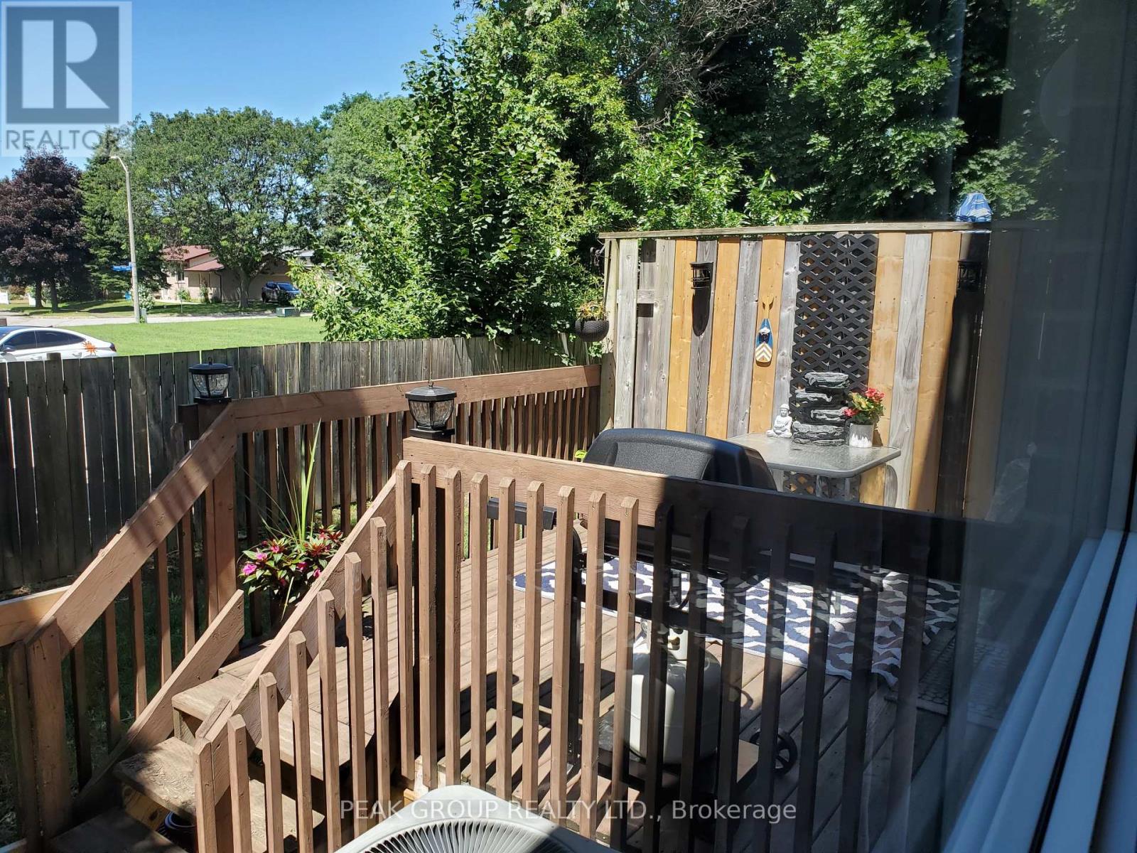 Photo 4 of 4 6263 Valley Way, Niagara Falls ON