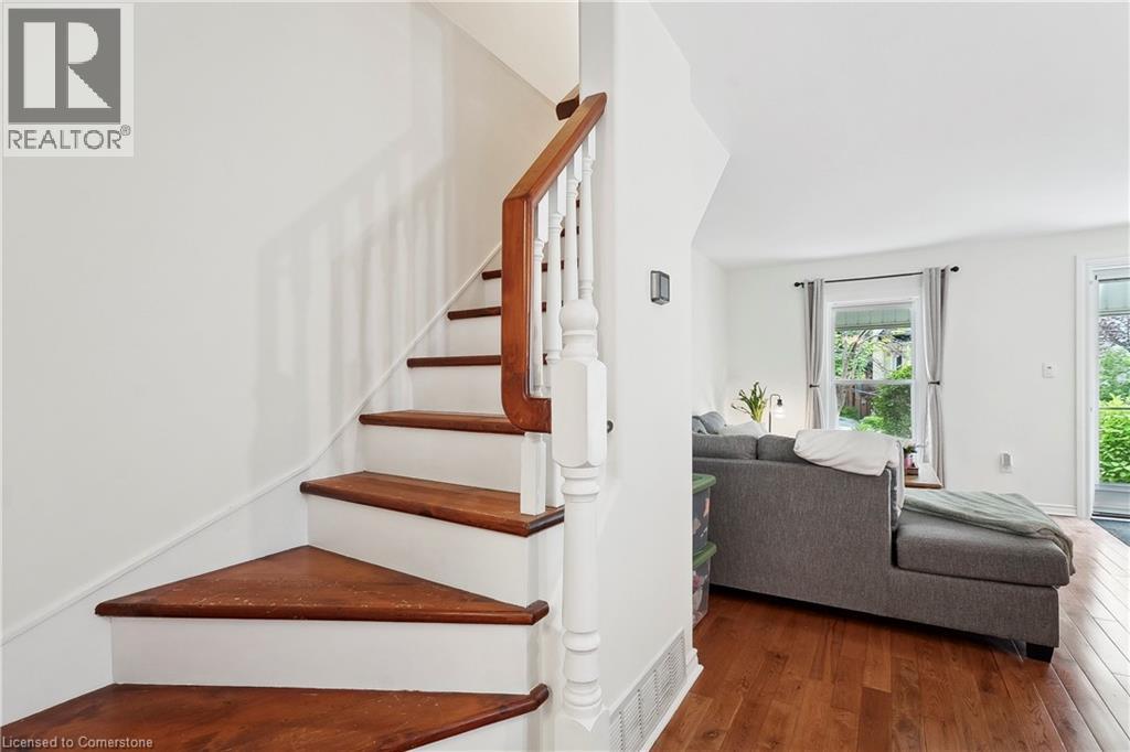 Photo 2 of 75 Ray Street N, Hamilton ON