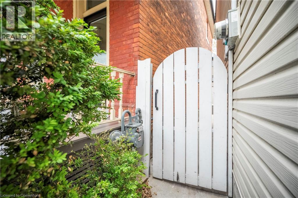 Photo 25 of 75 Ray Street N, Hamilton ON