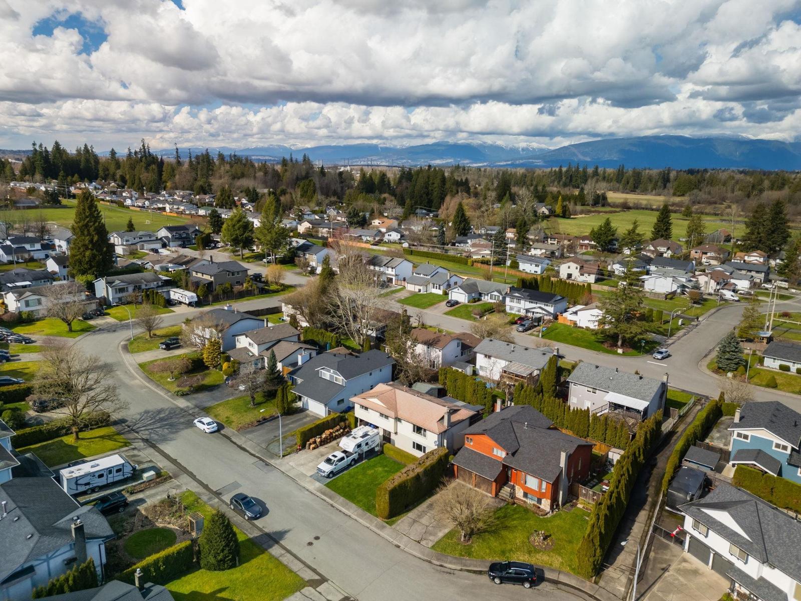Photo 31 of 21247 94 B Avenue, Langley BC