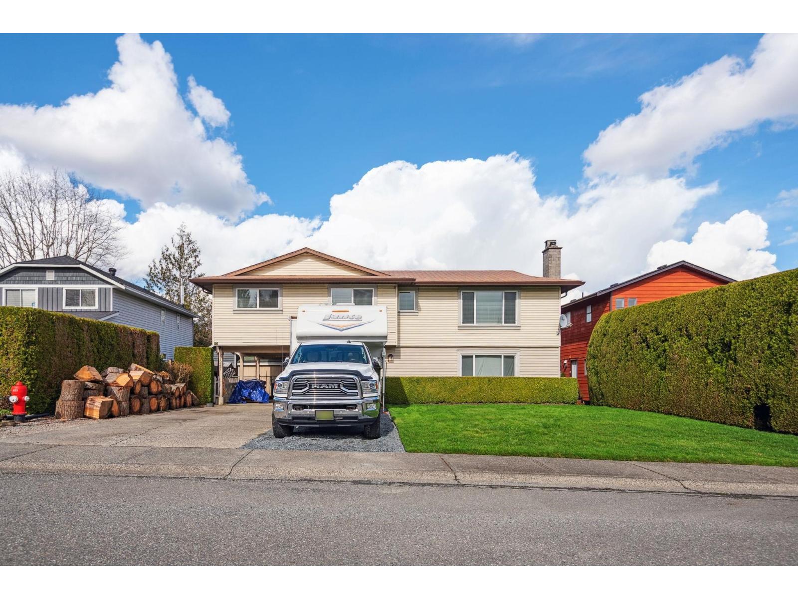 Photo 8 of 21247 94 B Avenue, Langley BC