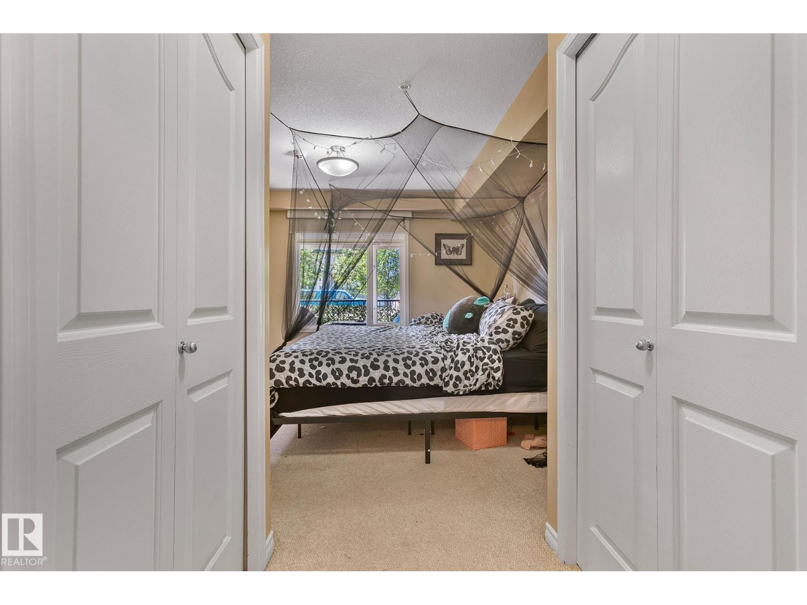 Photo 10 of 110 1589 Glastonbury Bv Nw, Edmonton AB