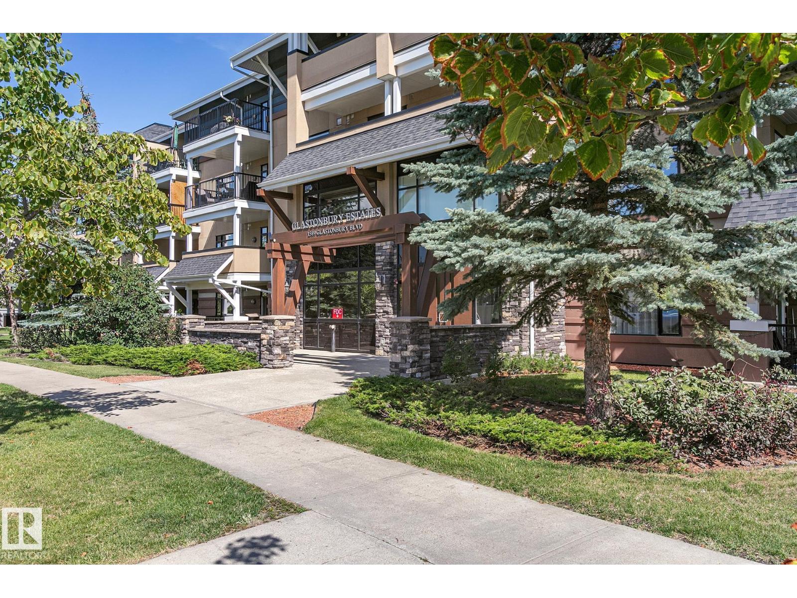 Photo 9 of 110 1589 Glastonbury Bv Nw, Edmonton AB