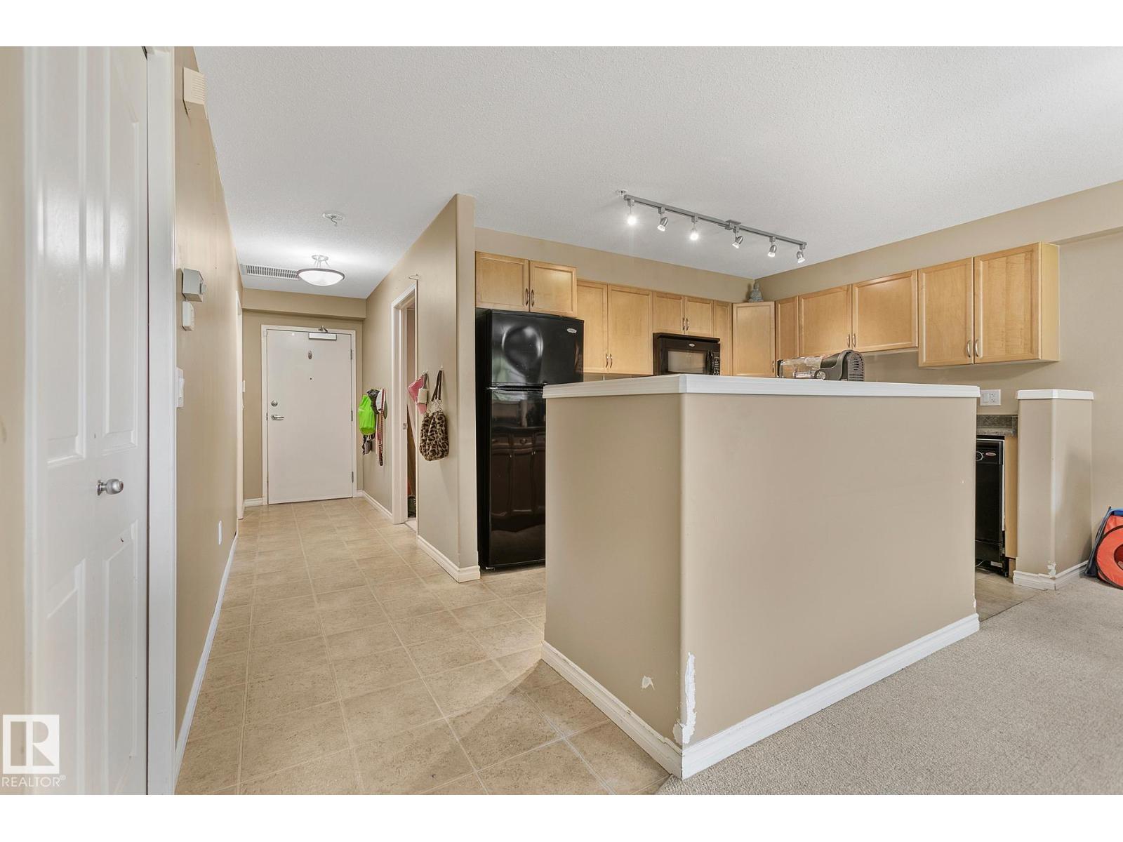 Photo 36 of 110 1589 Glastonbury Bv Nw, Edmonton AB