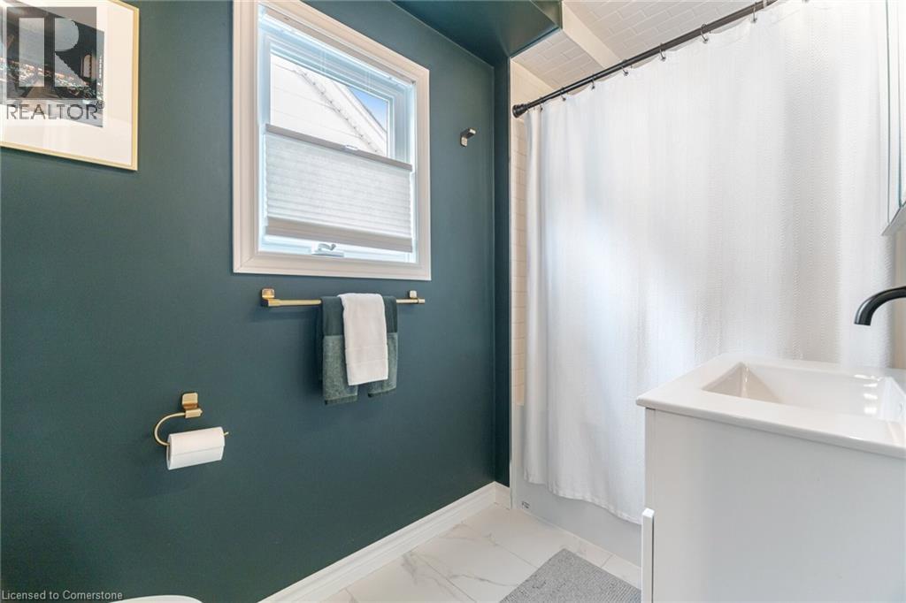 Photo 31 of 261 Homewood Avenue, Hamilton ON