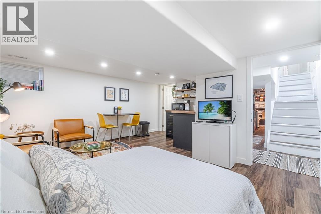 Photo 20 of 261 Homewood Avenue, Hamilton ON