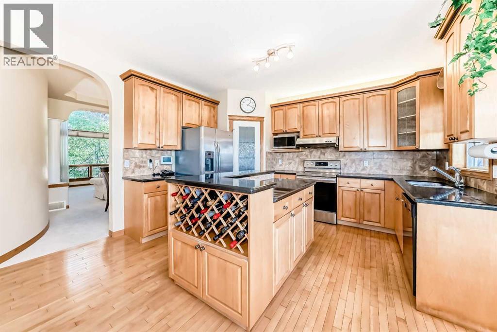 Single Family House for Sale in  Royal Highland Court NW Royal Oak Calgary 