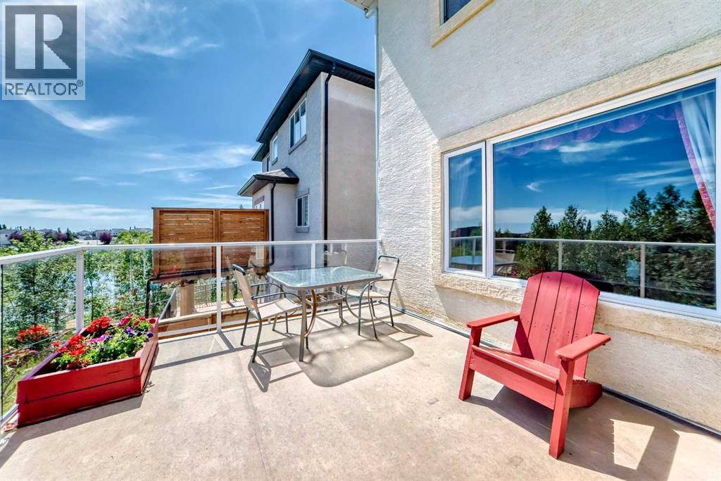 Single Family House for Sale in  Royal Highland Court NW Royal Oak Calgary 