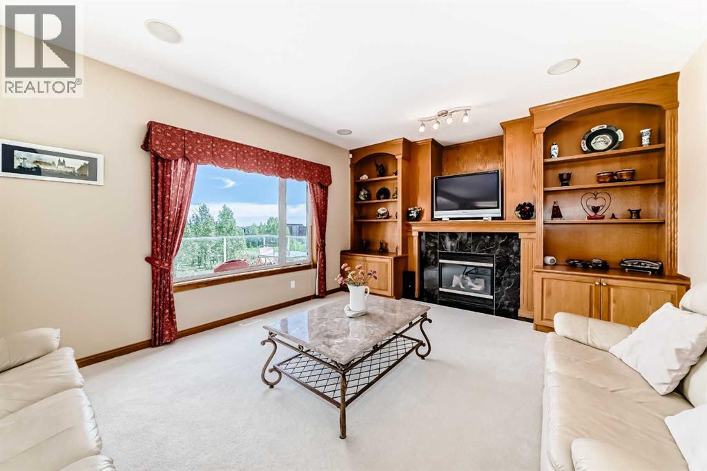 Single Family House for Sale in  Royal Highland Court NW Royal Oak Calgary 