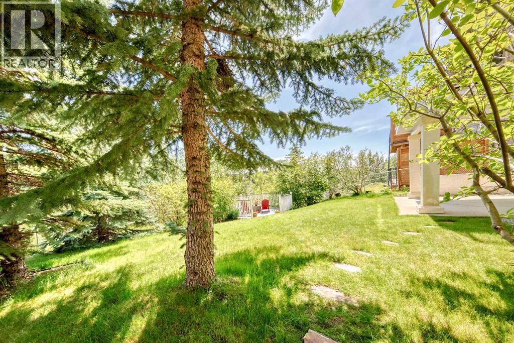 Single Family House for Sale in  Royal Highland Court NW Royal Oak Calgary 
