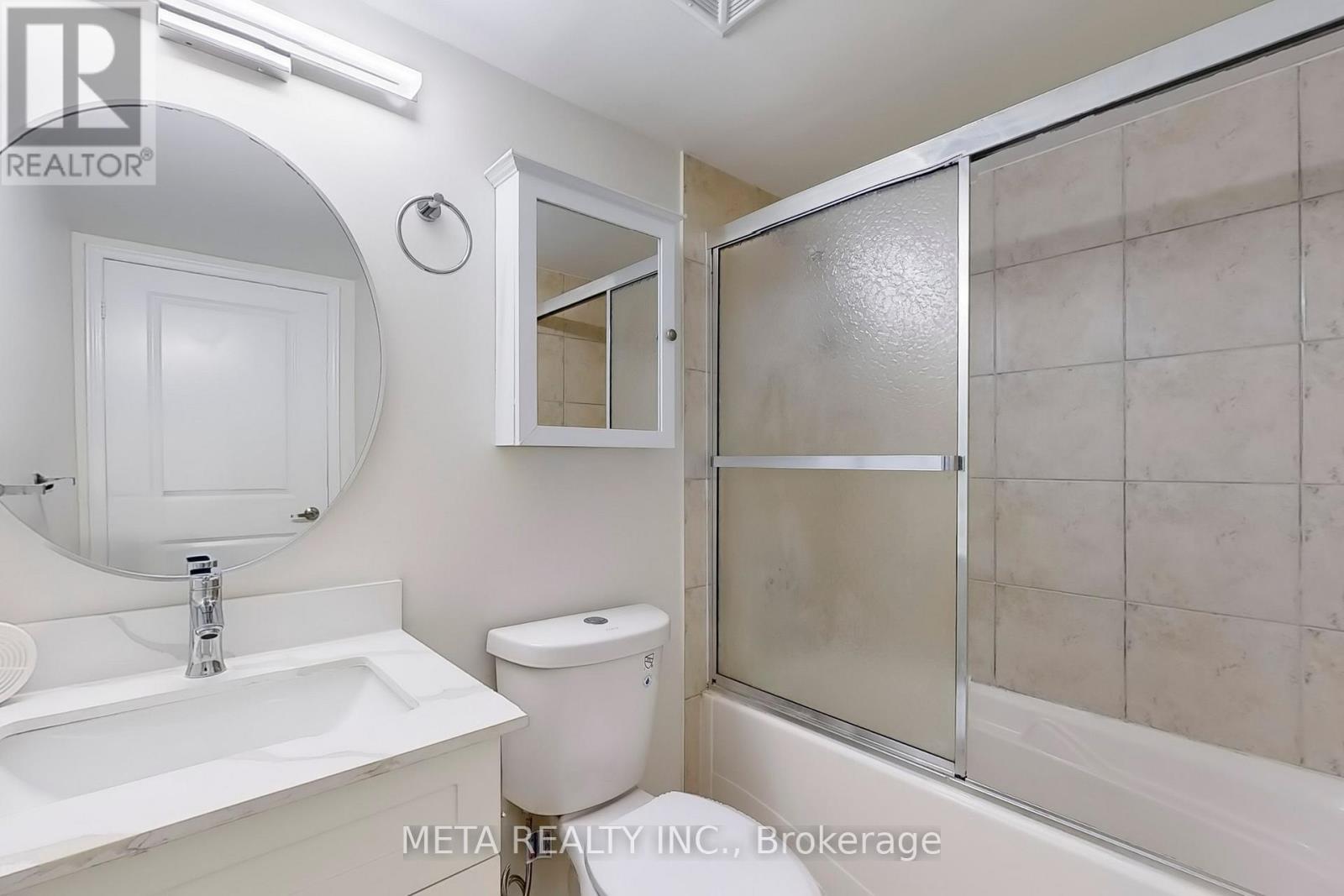 Photo 25 of 5 L 8 Rosebank Drive, Toronto ON