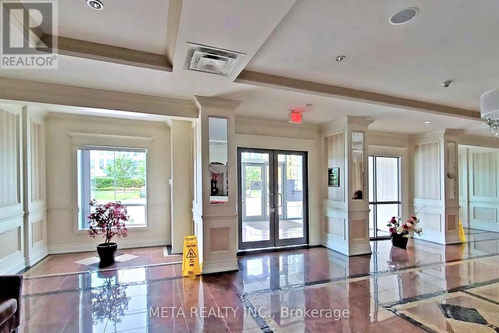 Photo 44 of 5 L 8 Rosebank Drive, Toronto ON