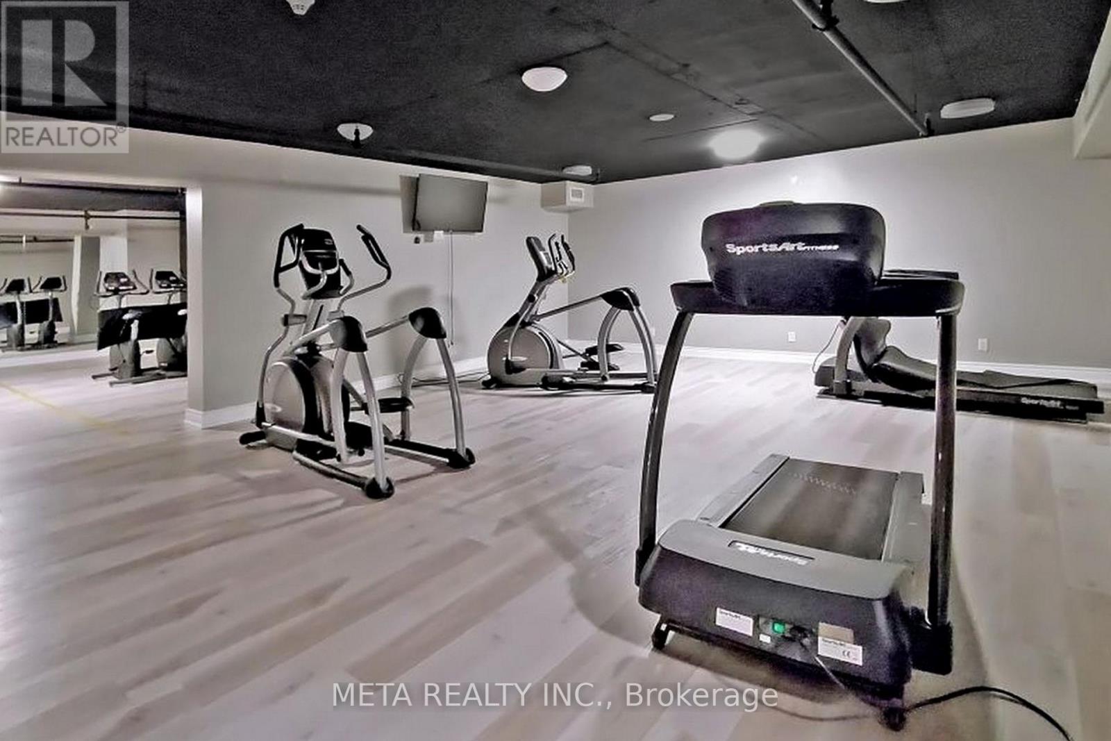 Photo 1 of 5 L 8 Rosebank Drive, Toronto ON