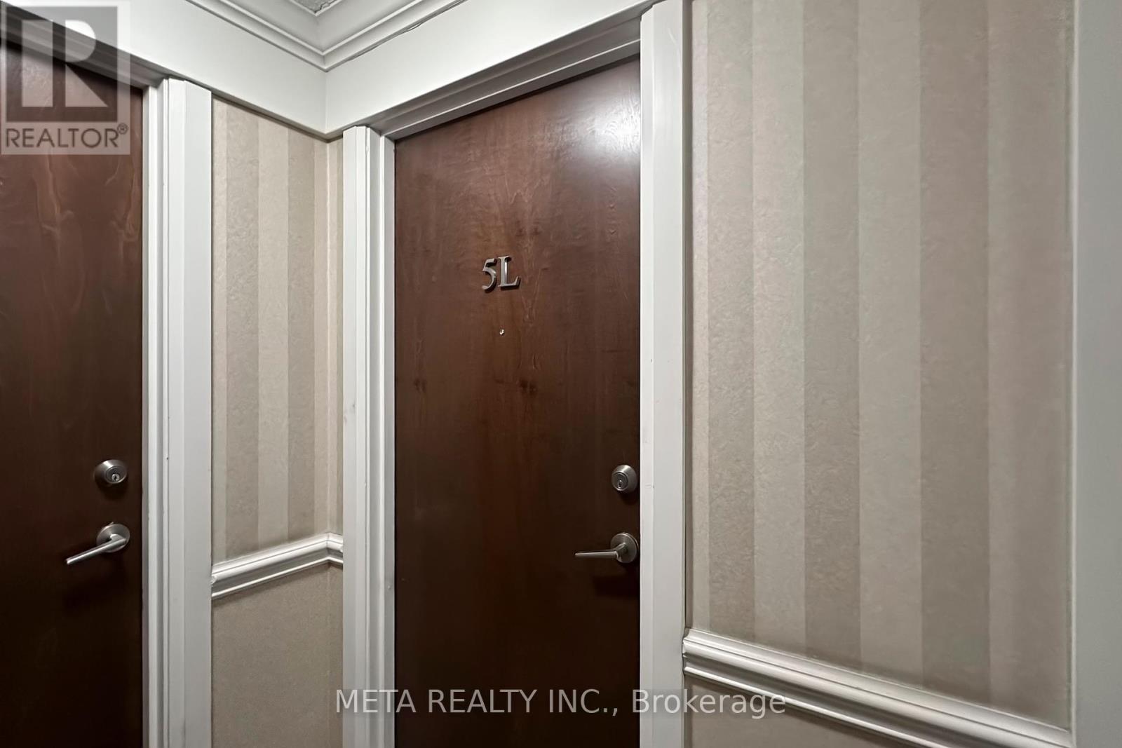 Photo 15 of 5 L 8 Rosebank Drive, Toronto ON