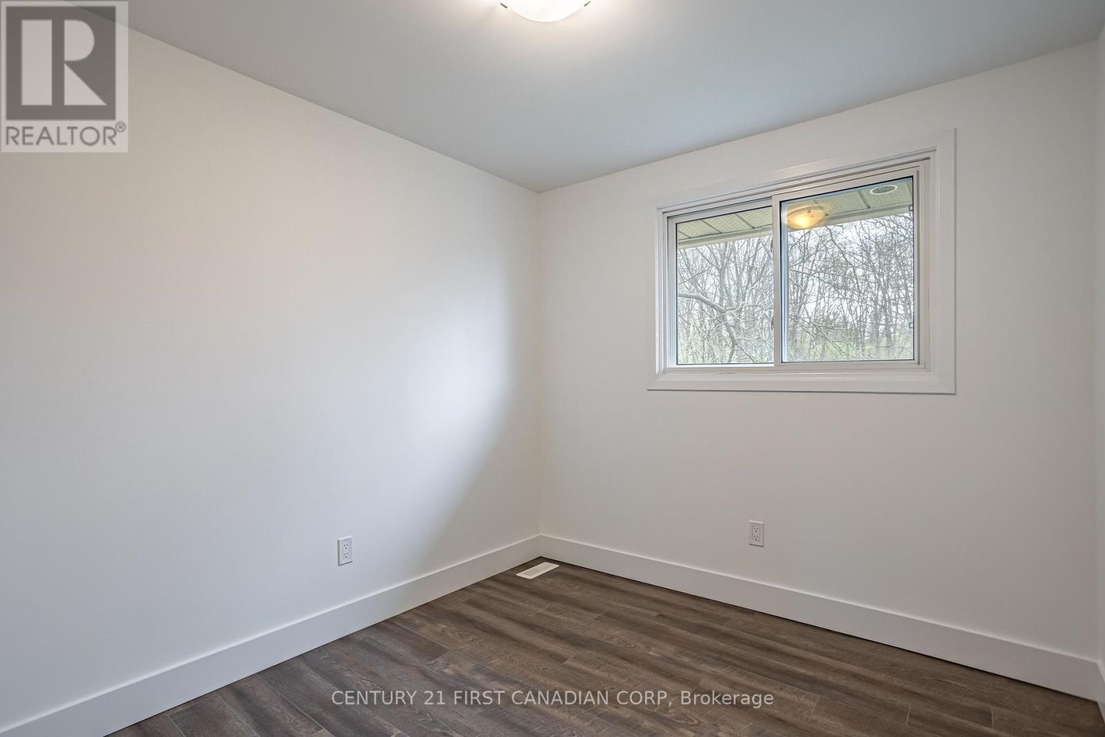 Photo 20 of 13 591 Griffith Street, London South ON